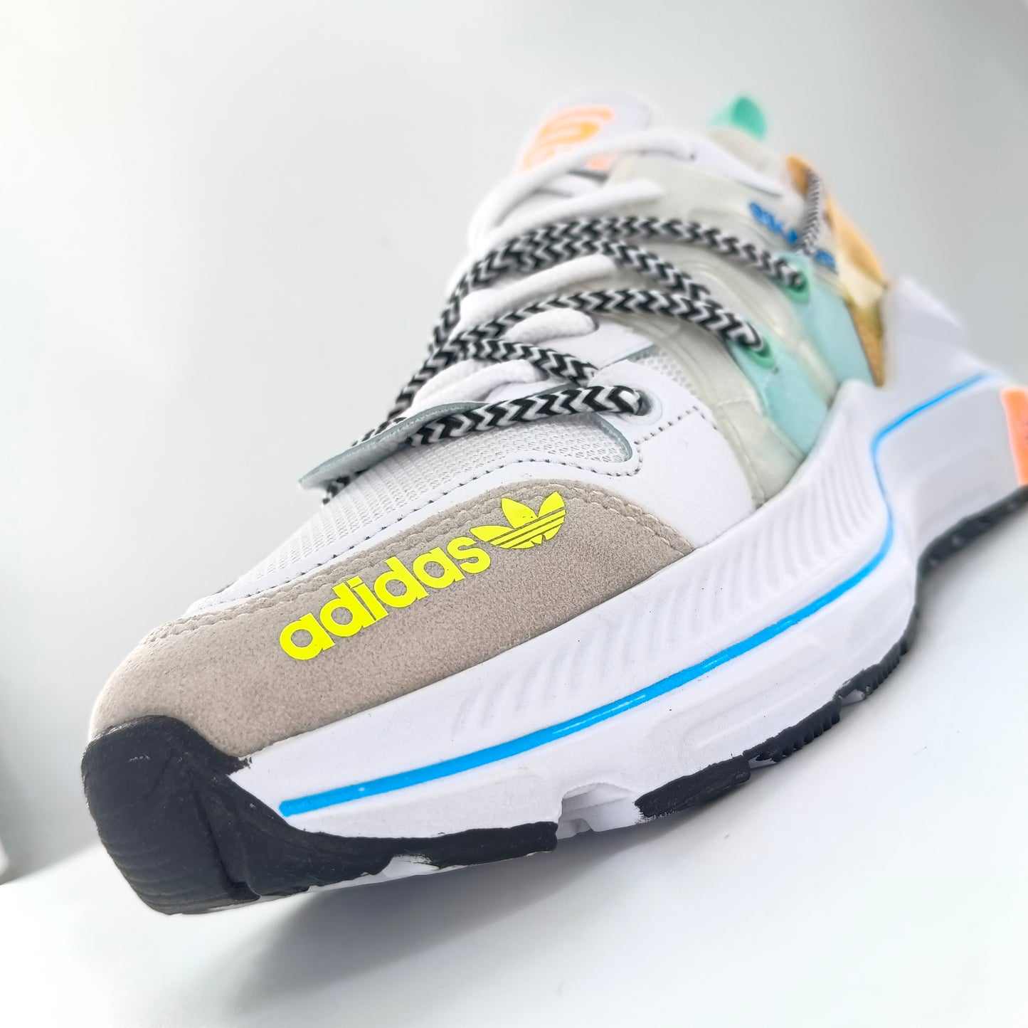 adidas sikaige